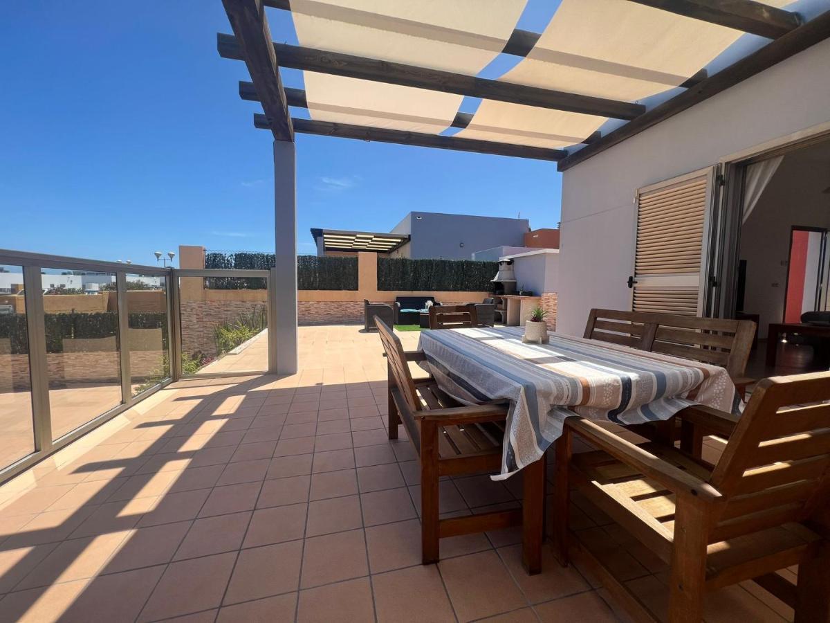 Ajana Villa *